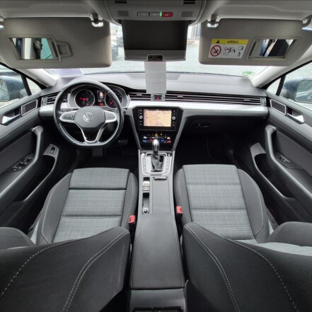 2,0 TDI DSG ACC NAVI S.KNIHA