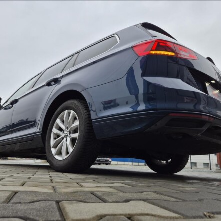 2,0 TDI DSG ACC NAVI S.KNIHA