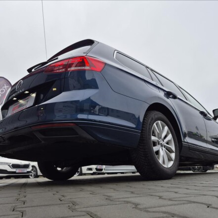 2,0 TDI DSG ACC NAVI S.KNIHA