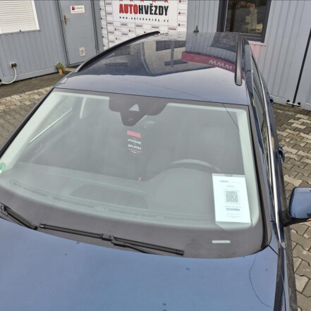 2,0 TDI DSG ACC NAVI S.KNIHA