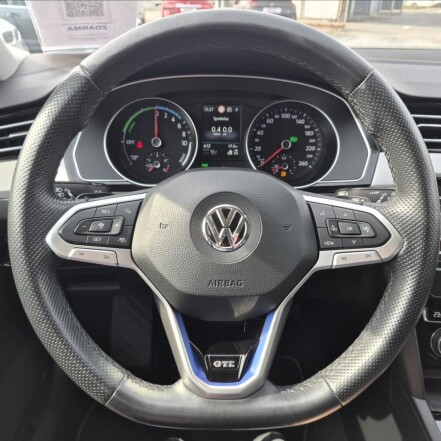 1,4 TSI PHEV GTE ČR 1.MAJITEL