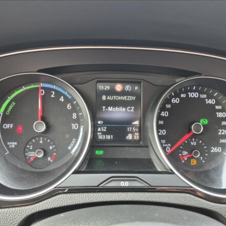 1,4 TSI PHEV GTE ČR 1.MAJITEL