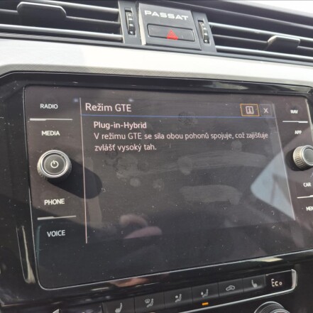 1,4 TSI PHEV GTE ČR 1.MAJITEL