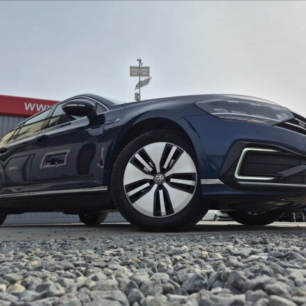 1,4 TSI PHEV GTE ČR 1.MAJITEL