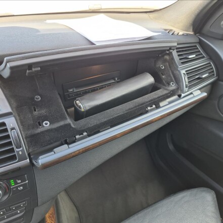 3,0 d 4x4 S.KNIHA M57/T2