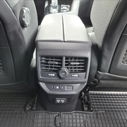 1,6 AT8 GT-Line 7míst ČR1.majitel