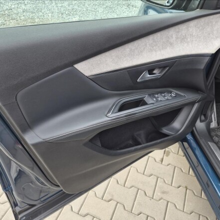 1,6 AT8 GT-Line 7míst ČR1.majitel