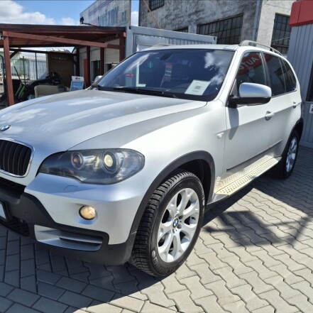 3,0 d 4x4 S.KNIHA REZERVACE