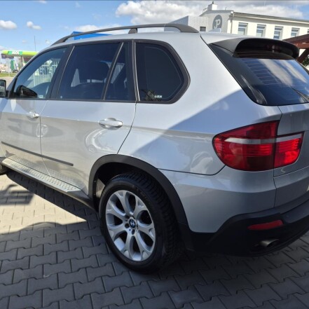 3,0 d 4x4 S.KNIHA REZERVACE