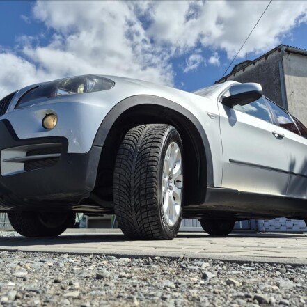 3,0 d 4x4 S.KNIHA REZERVACE