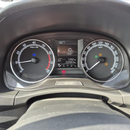 1,0 TSI ČR AMB NAVI TAŽNÉ