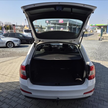 1,6 TDI III 4x4 AmbFresh ČR S.KNIHA