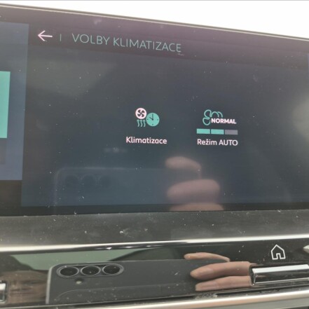 100kW SHINE PLUS SOH90% MAX VÝBAVA