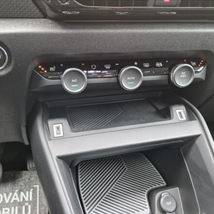 100kW SHINE PLUS SOH90% MAX VÝBAVA
