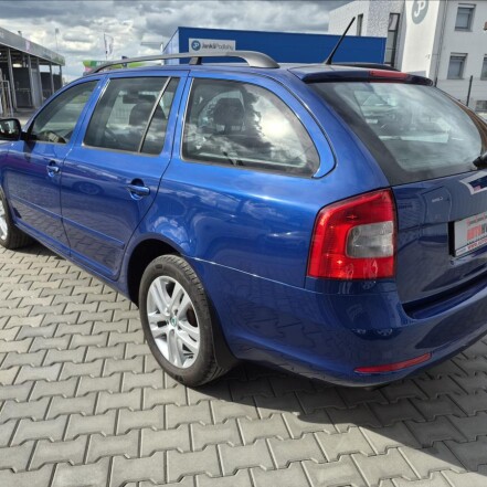 2,0 TDI ČR 2.MAJITEL S.KNIHA