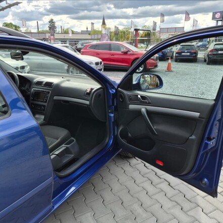 2,0 TDI ČR 2.MAJITEL S.KNIHA