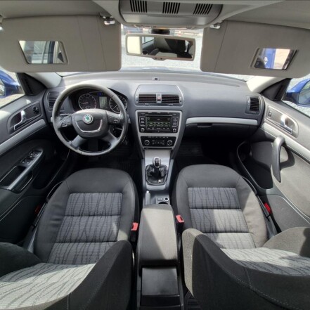 2,0 TDI ČR 2.MAJITEL S.KNIHA