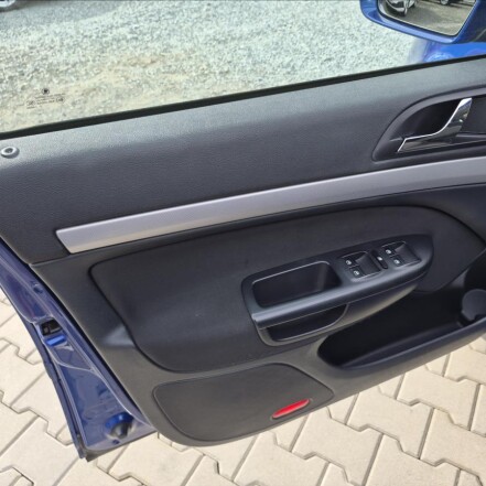 2,0 TDI ČR 2.MAJITEL S.KNIHA