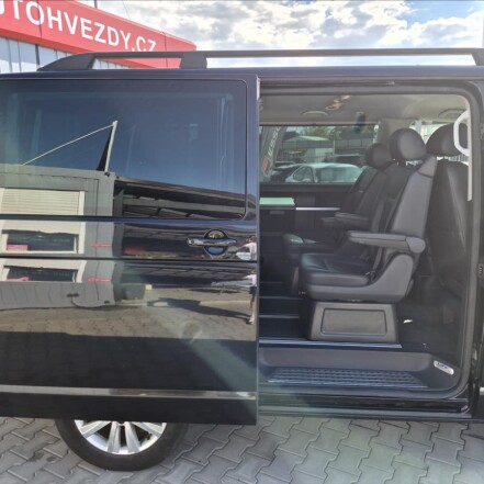 2,0 TDI 2.MAJITEL NEZ.TOPENÍ S.KNIHA