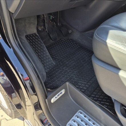 2,0 TDI 2.MAJITEL NEZ.TOPENÍ S.KNIHA