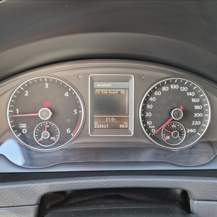 2,0 TDI 2.MAJITEL NEZ.TOPENÍ S.KNIHA