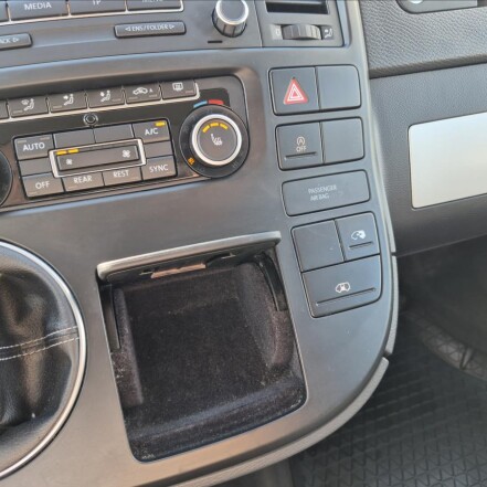 2,0 TDI 2.MAJITEL NEZ.TOPENÍ S.KNIHA