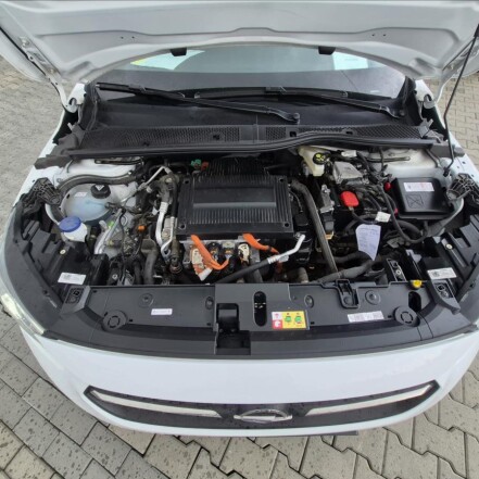 100kW Edition S.kniha