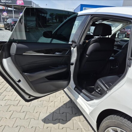 640i xDrive 250kW LuxuryLine