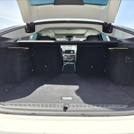 640i xDrive 250kW LuxuryLine