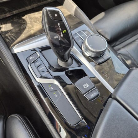 640i xDrive 250kW LuxuryLine