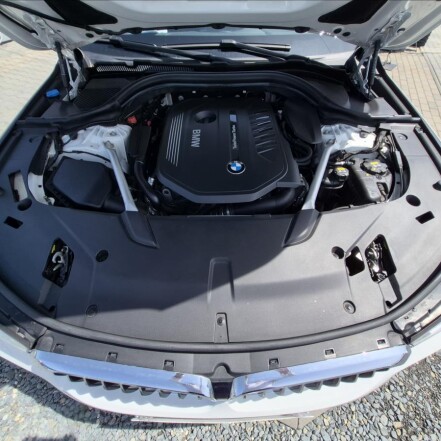 640i xDrive 250kW LuxuryLine
