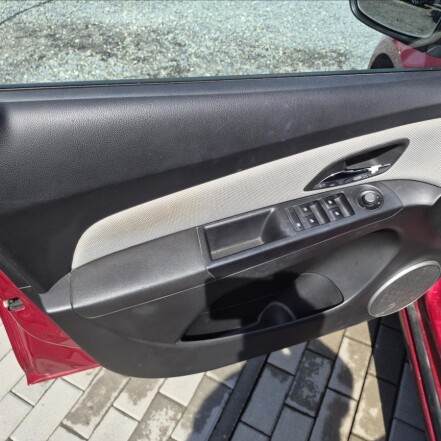 1,6 16v ČR NAVI APPLE ANDROID