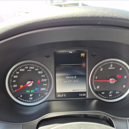 220d Bluetec 6°MANUÁL NEZ.TOPENÍ