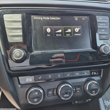 2,0 TDI III RS DSG 4x4 S.HISTORIE