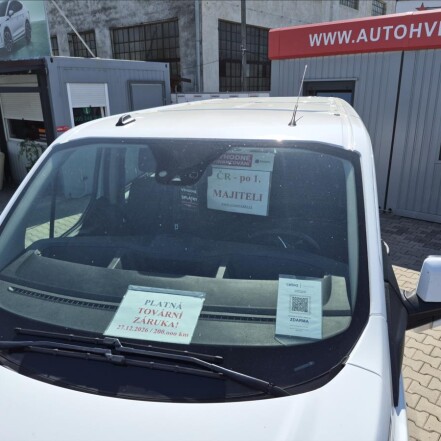 320 L2 EcoBlue 6míst ČR TOVÁRNÍ ZÁRUKA