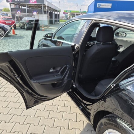 180d Shoting Brake NAVI FULLED