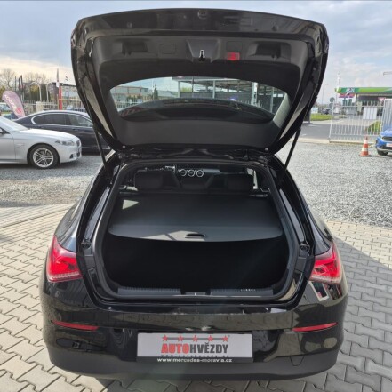 180d Shoting Brake NAVI FULLED