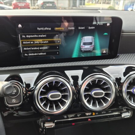 180d Shoting Brake NAVI FULLED
