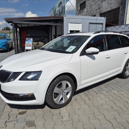 1,5 TSI DSG Amb ČR
