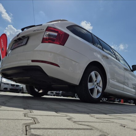 1,5 TSI DSG Amb ČR