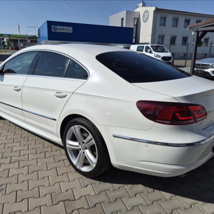2,0 TDI R-Line DSG ČR 2.majitelka