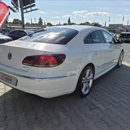 2,0 TDI R-Line DSG ČR 2.majitelka