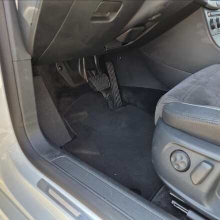 2,0 TDI R-Line DSG ČR 2.majitelka