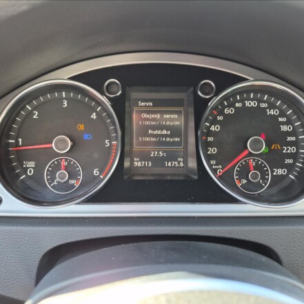 2,0 TDI R-Line DSG ČR 2.majitelka