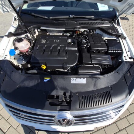 2,0 TDI R-Line DSG ČR 2.majitelka