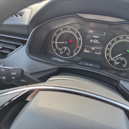 1,0 TSI DSG 7° PRODL.ZÁRUKA DO 2/2029