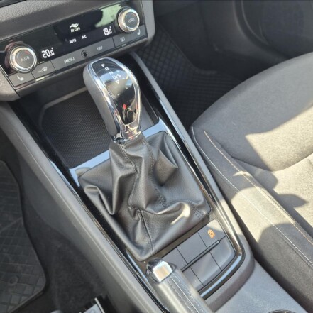 1,0 TSI DSG 7° PRODL.ZÁRUKA DO 2/2029