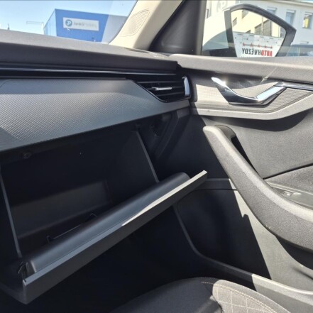 1,0 TSI DSG 7° PRODL.ZÁRUKA DO 2/2029