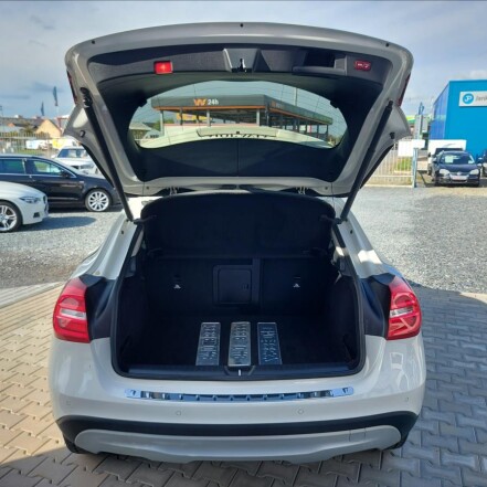 250 4Matic ČR 2.MAJITELKA