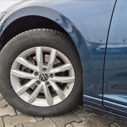 2,0 TDI DSG ACC NAVI S.KNIHA